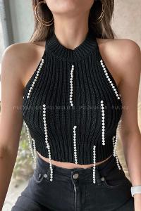 Black Crew Neck Zero Arm Knitwear Crop