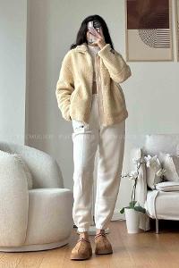 Beige Turtle Neck Long Arm Coat