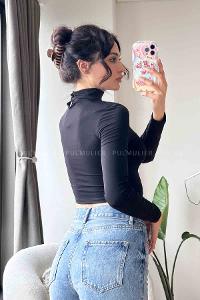 Black Normal Neck Short Arm Cotton Fabric Crop